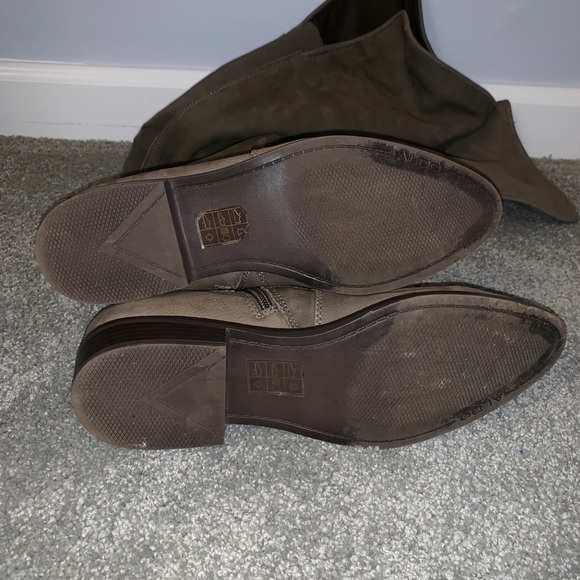 Aldo over the knee boots - Picture 4 of 8